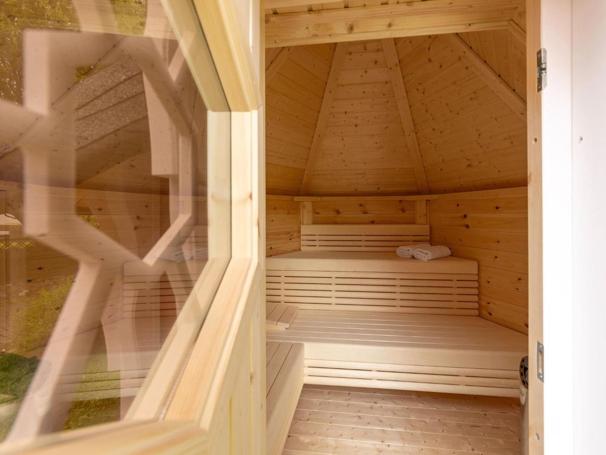 Modern Holiday Home With Sauna By The Sea In Wiek Wiek auf Ruegen Exterior photo