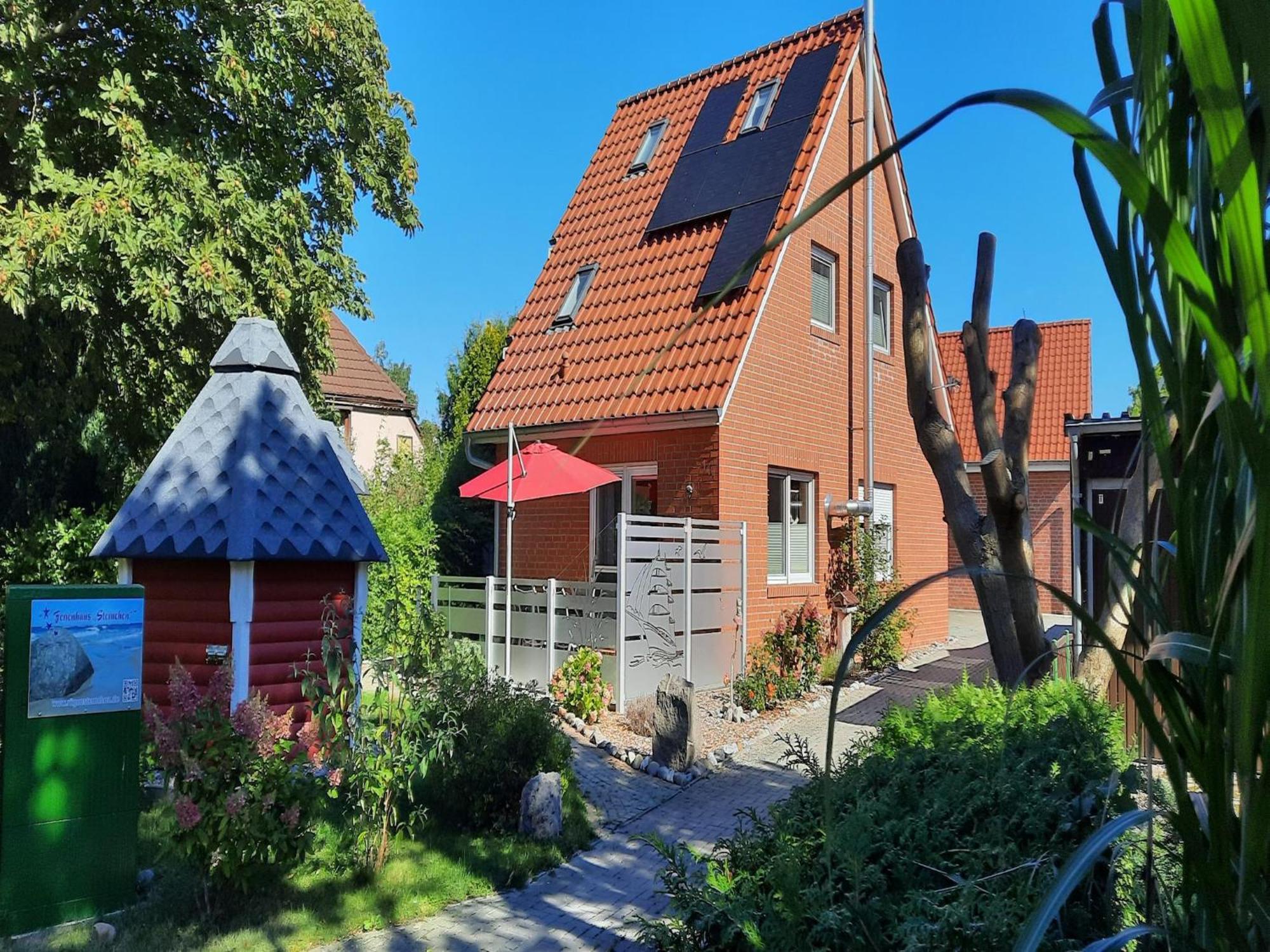Modern Holiday Home With Sauna By The Sea In Wiek Wiek auf Ruegen Exterior photo